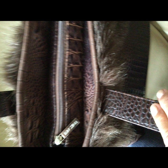 Imoshion Bag with Dark Brown Faux Fur - Picture 7 of 9